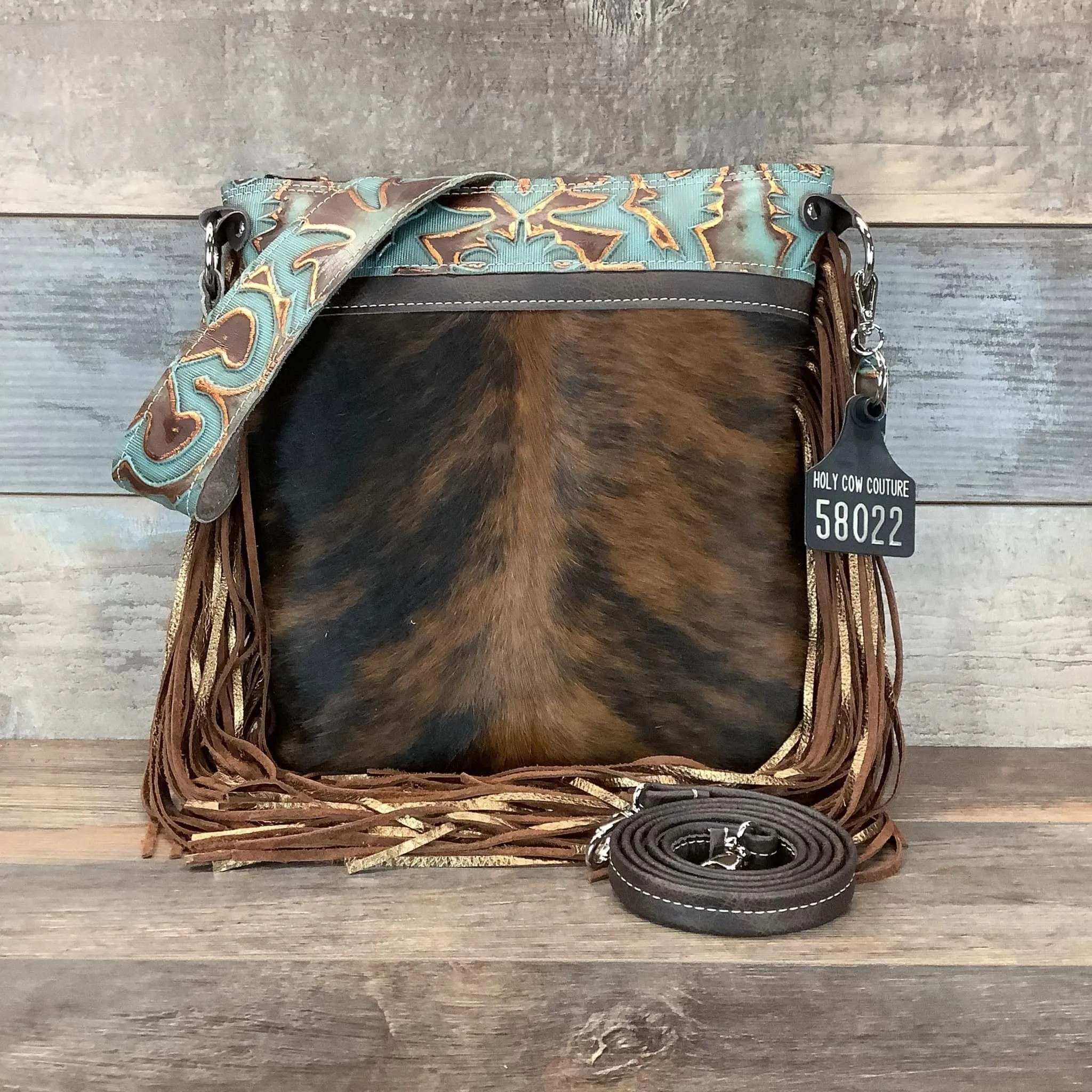 Crossbody ~ #58022