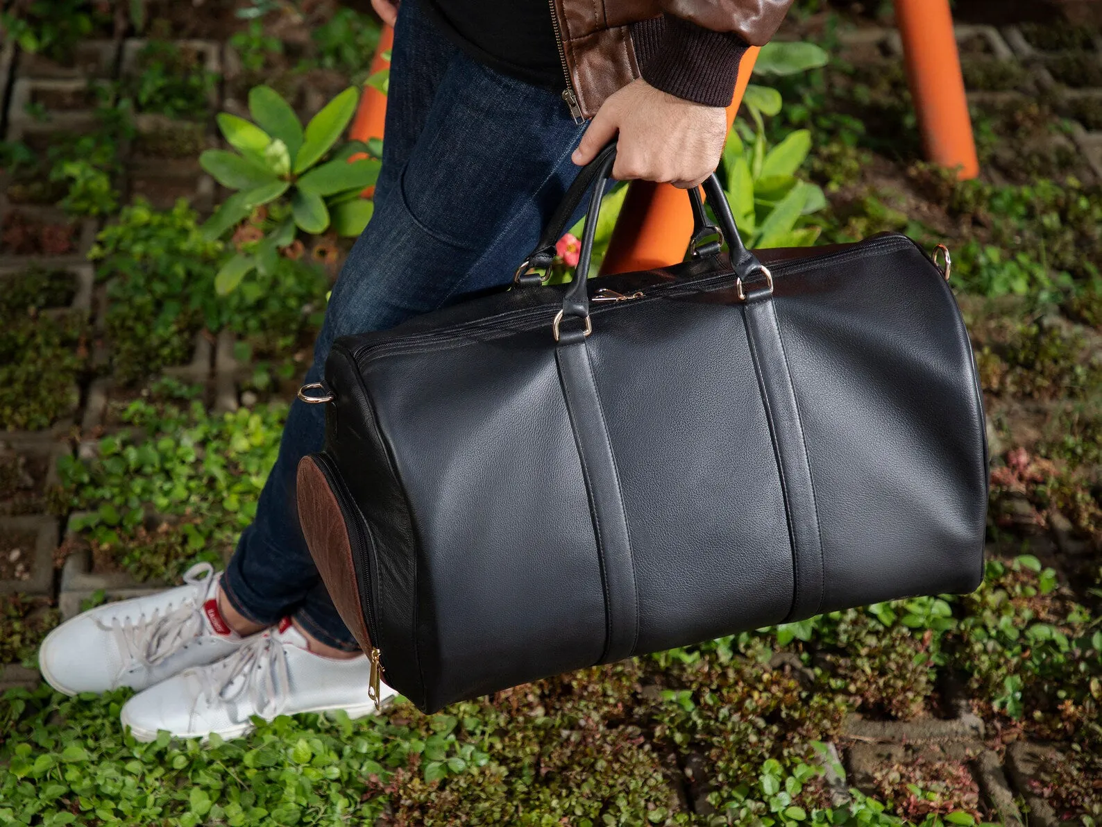 Genuine Black Leather Travel Bag With Shoe Compartment