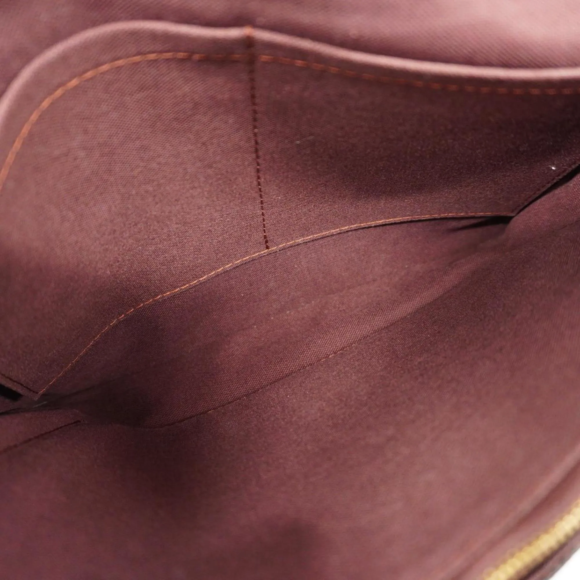 Louis Vuitton Hoxton  Canvas Shoulder Bag ()