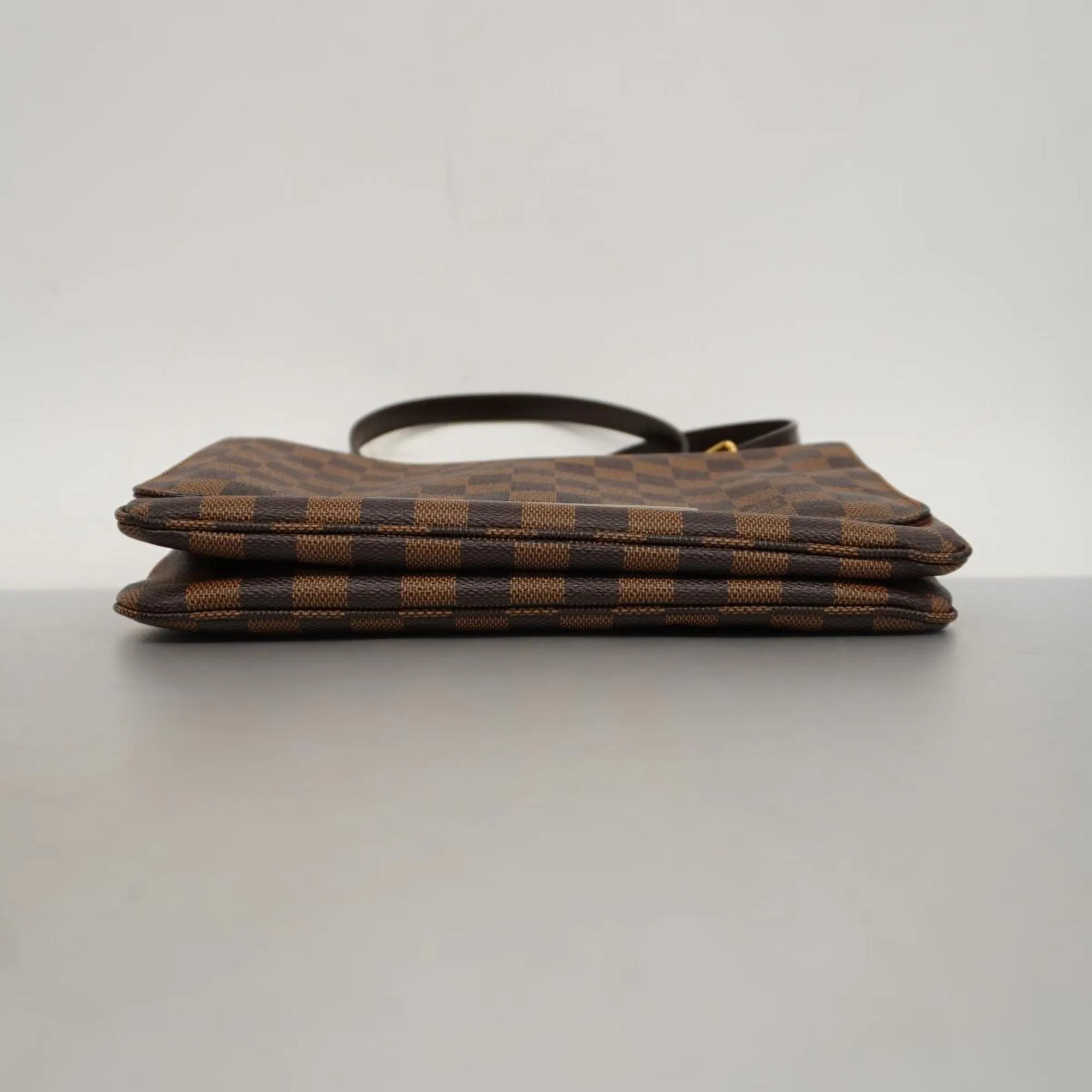 Louis Vuitton Hoxton  Canvas Shoulder Bag ()