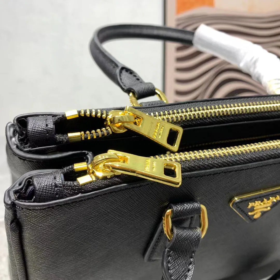 PD175 Galleria Saffiano leather medium bag/11x7.7x4.7inch