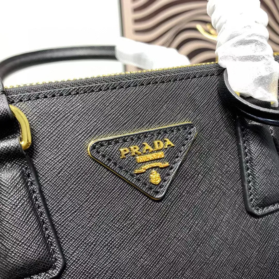 PD175 Galleria Saffiano leather medium bag/11x7.7x4.7inch