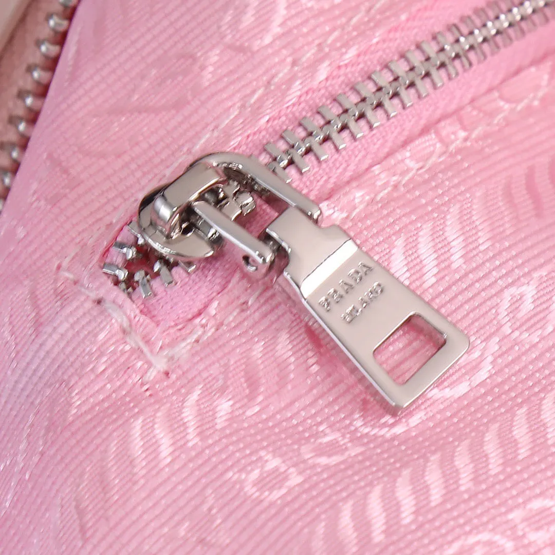 PD229 Prada Leather Shoulder Bag / 9.4x5.5inch