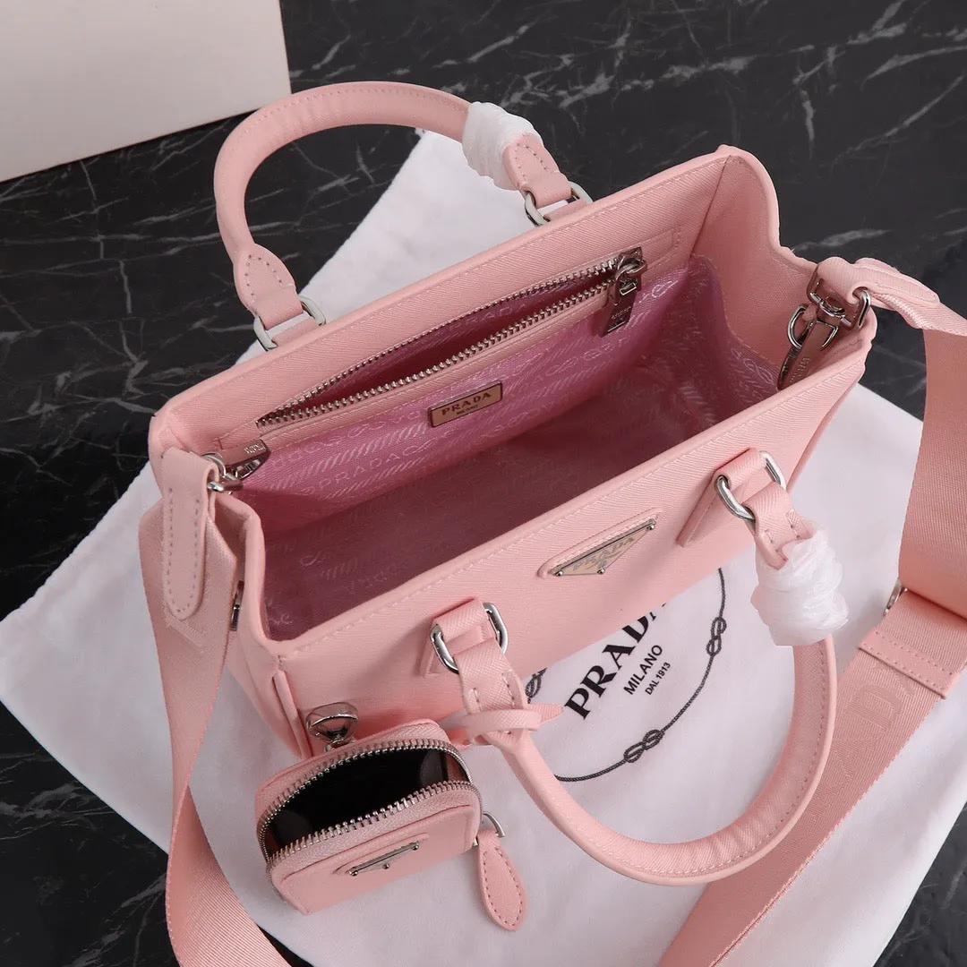 PD237 Small Prada Galleria Saffiano Leather Bag / 9x6.5x3.9inch