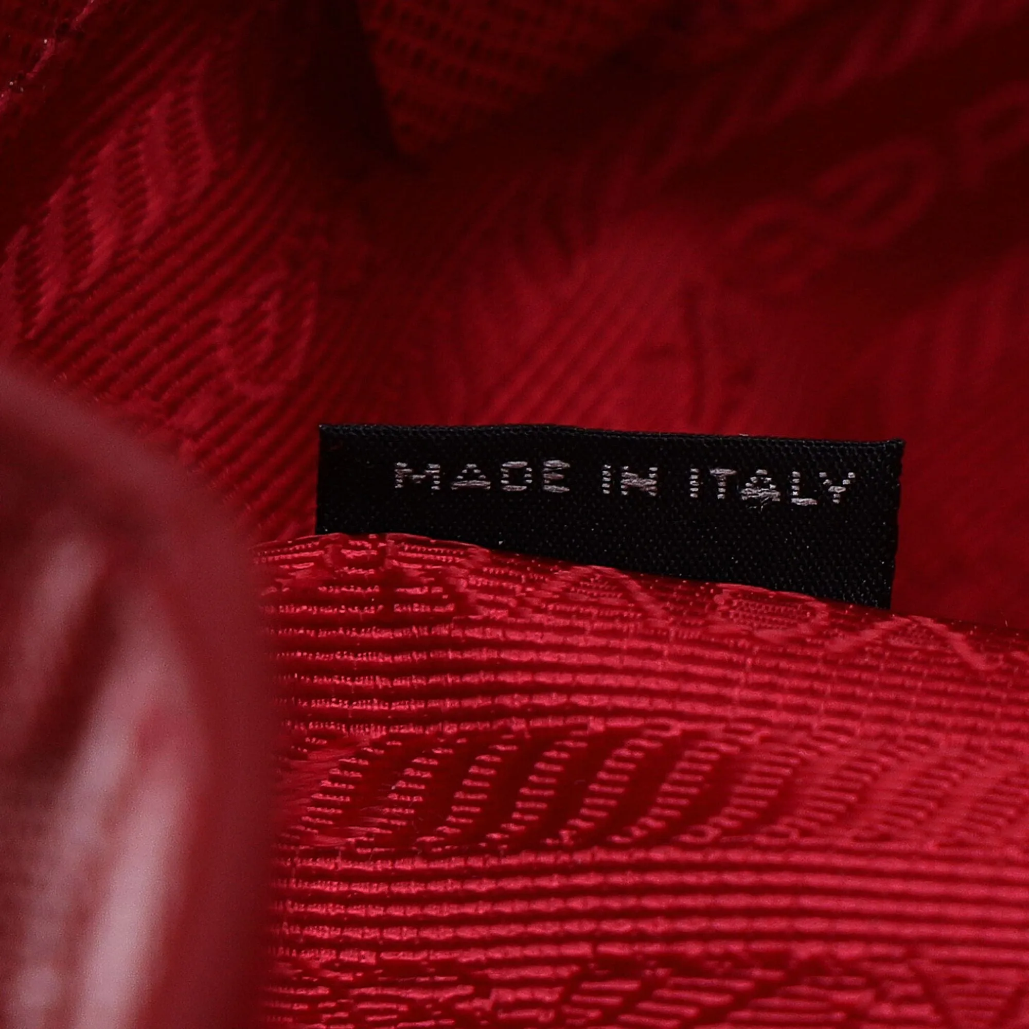 Prada Extra Large Galleria Hand Bag in Red Saffiano Leather