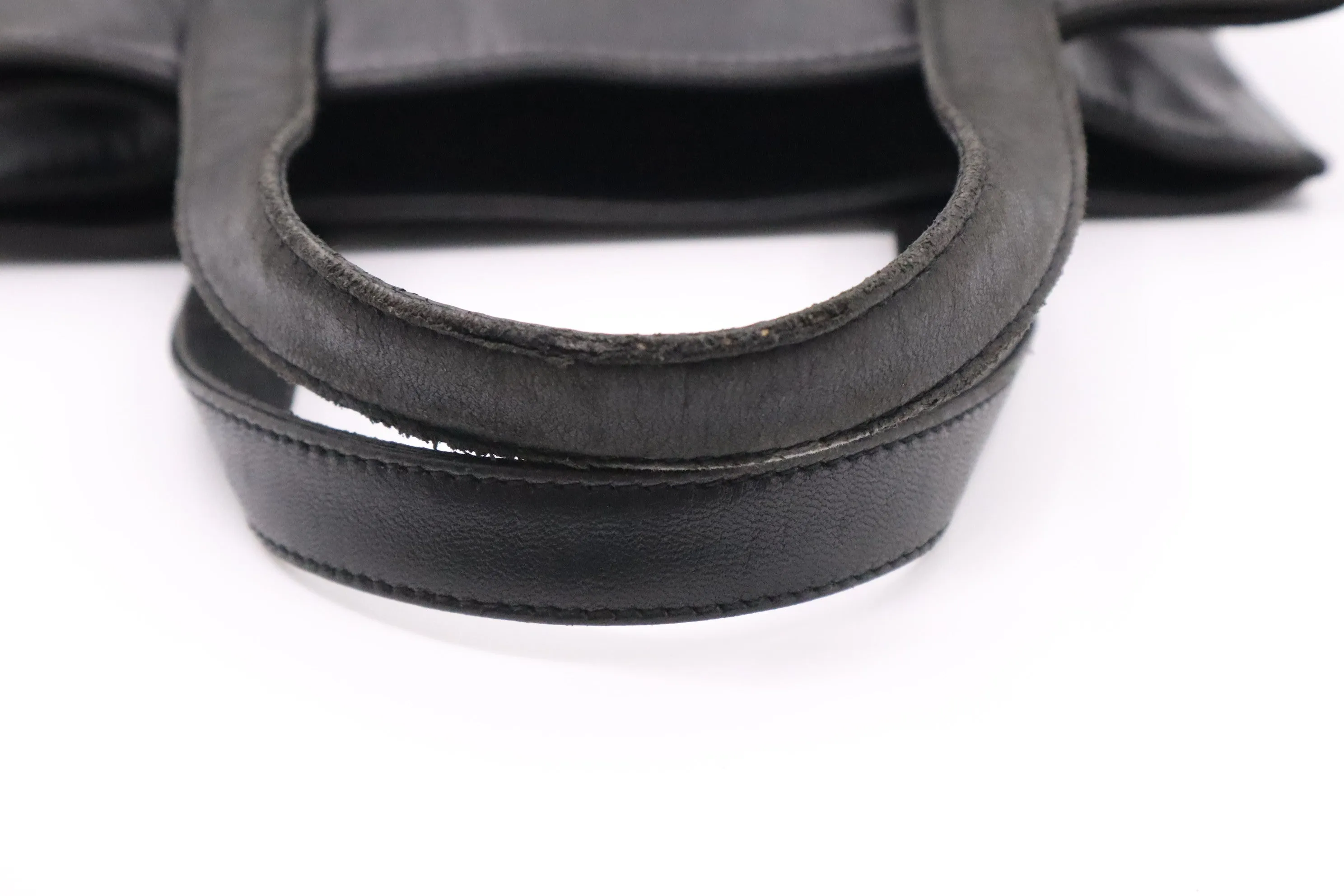 Prada Tote in Black Leather