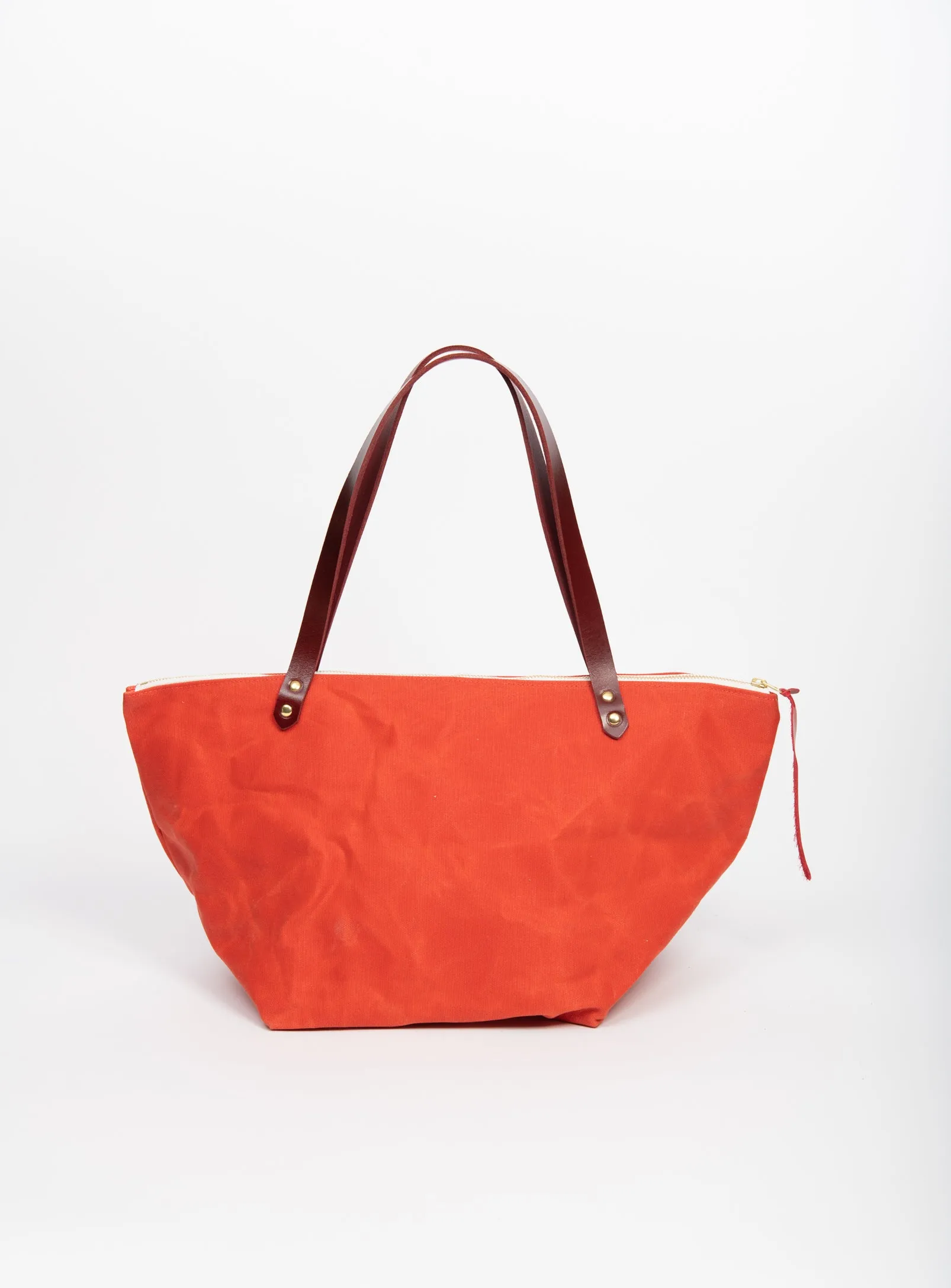 Travel bag in waxed canvas FRONTENAC model