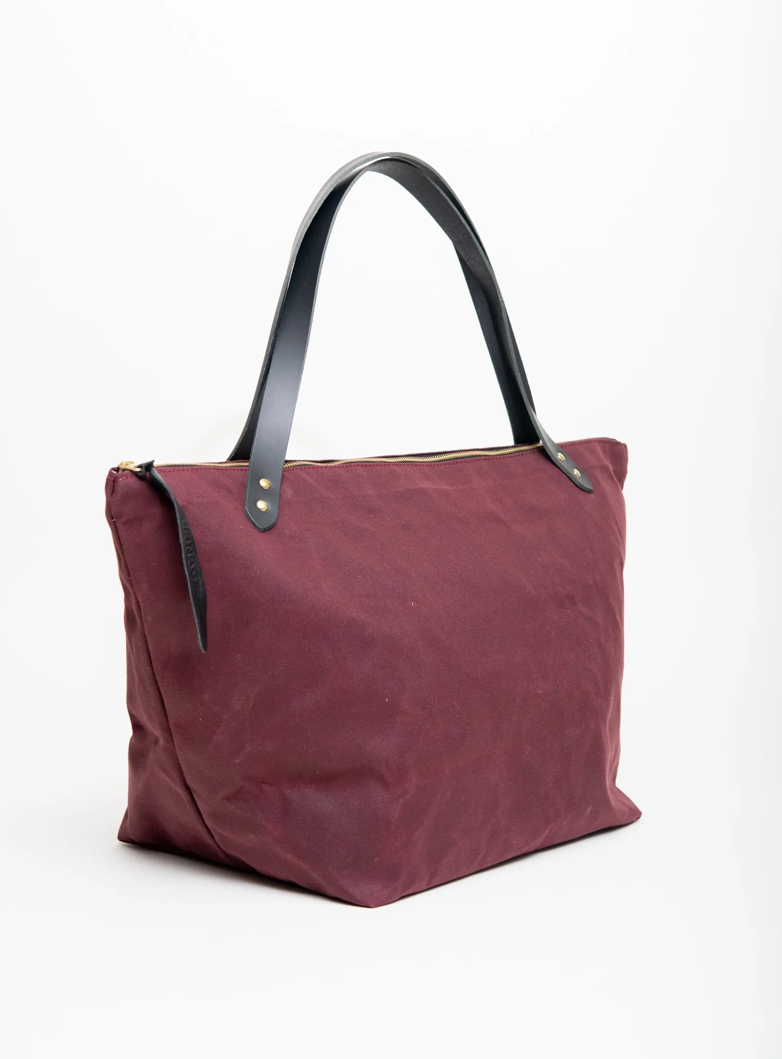 Travel bag in waxed canvas FRONTENAC model
