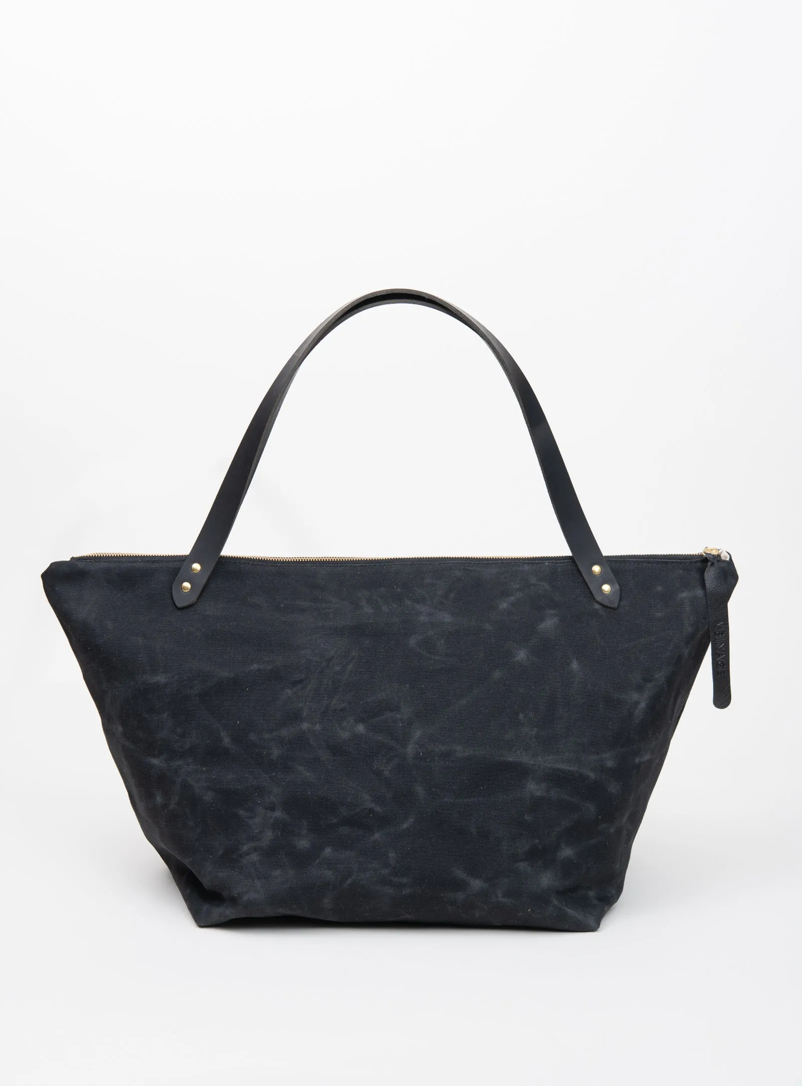 Travel bag in waxed canvas FRONTENAC model