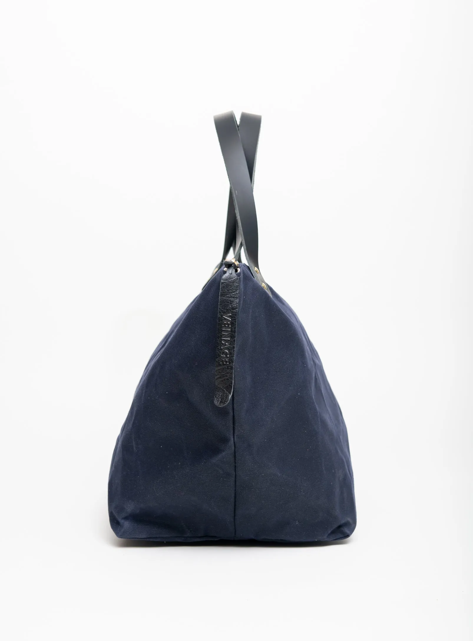 Travel bag in waxed canvas FRONTENAC model