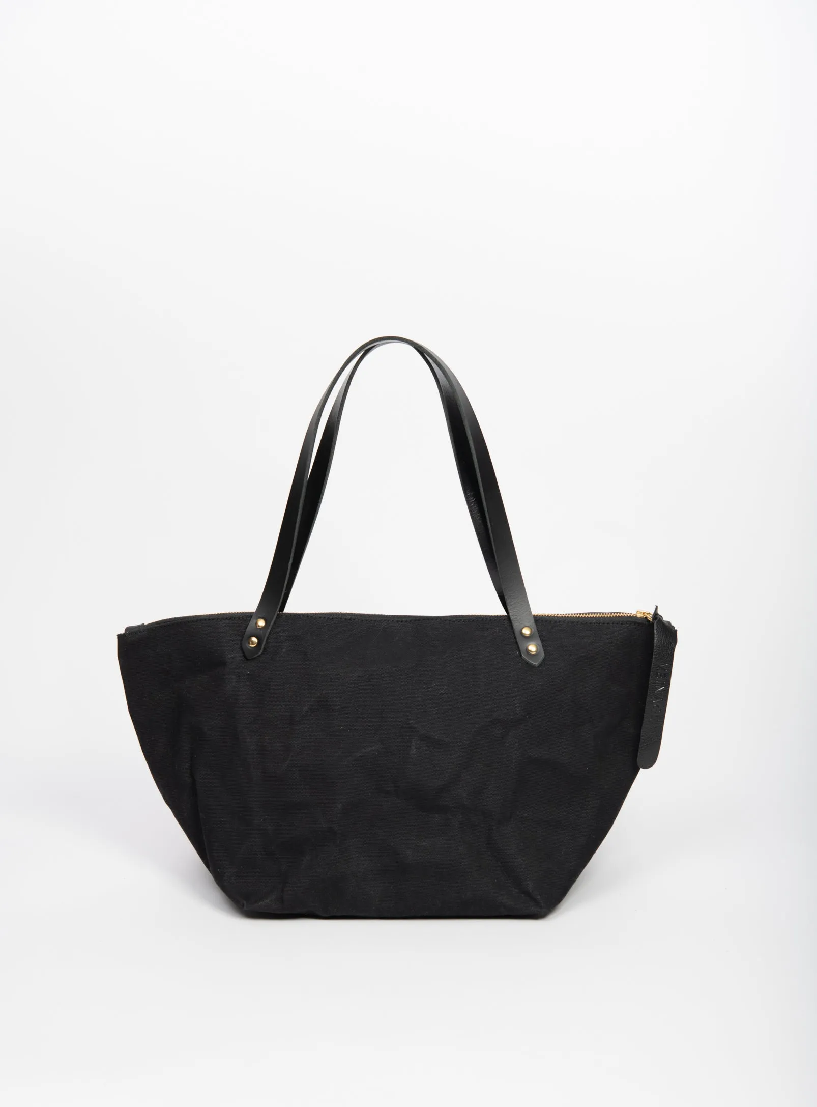 Travel bag in waxed canvas FRONTENAC model