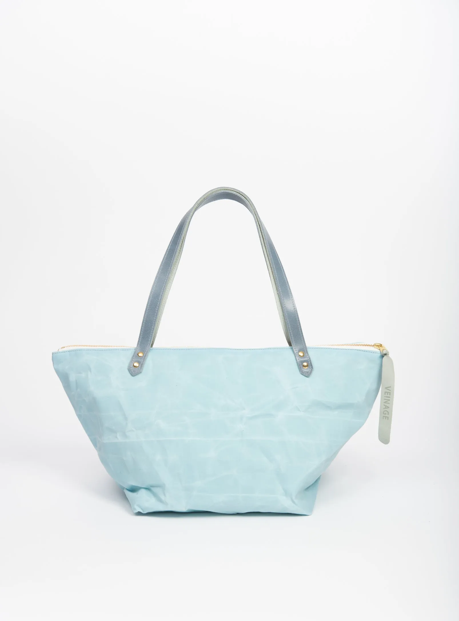 Travel bag in waxed canvas FRONTENAC model