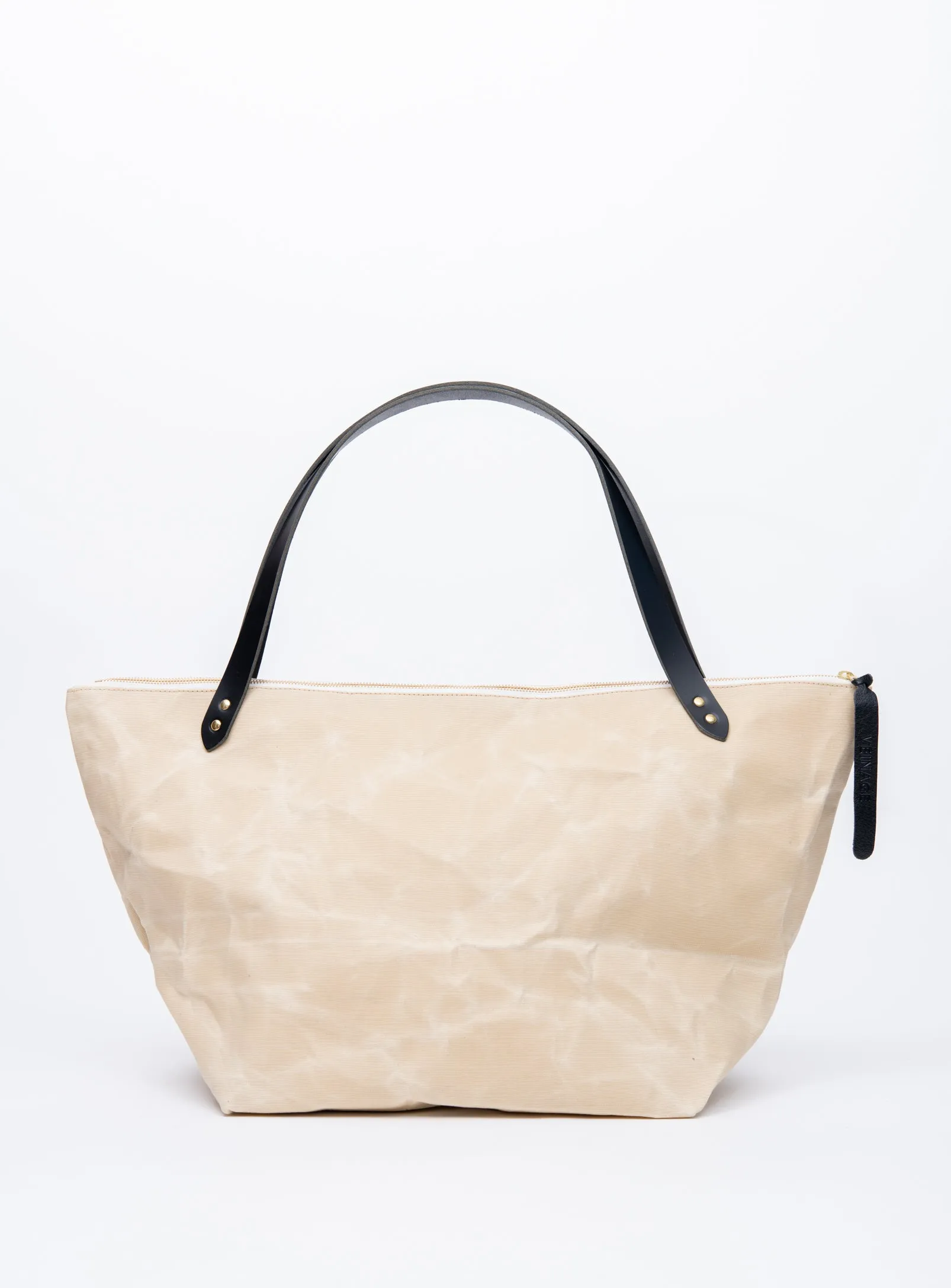 Travel bag in waxed canvas FRONTENAC model