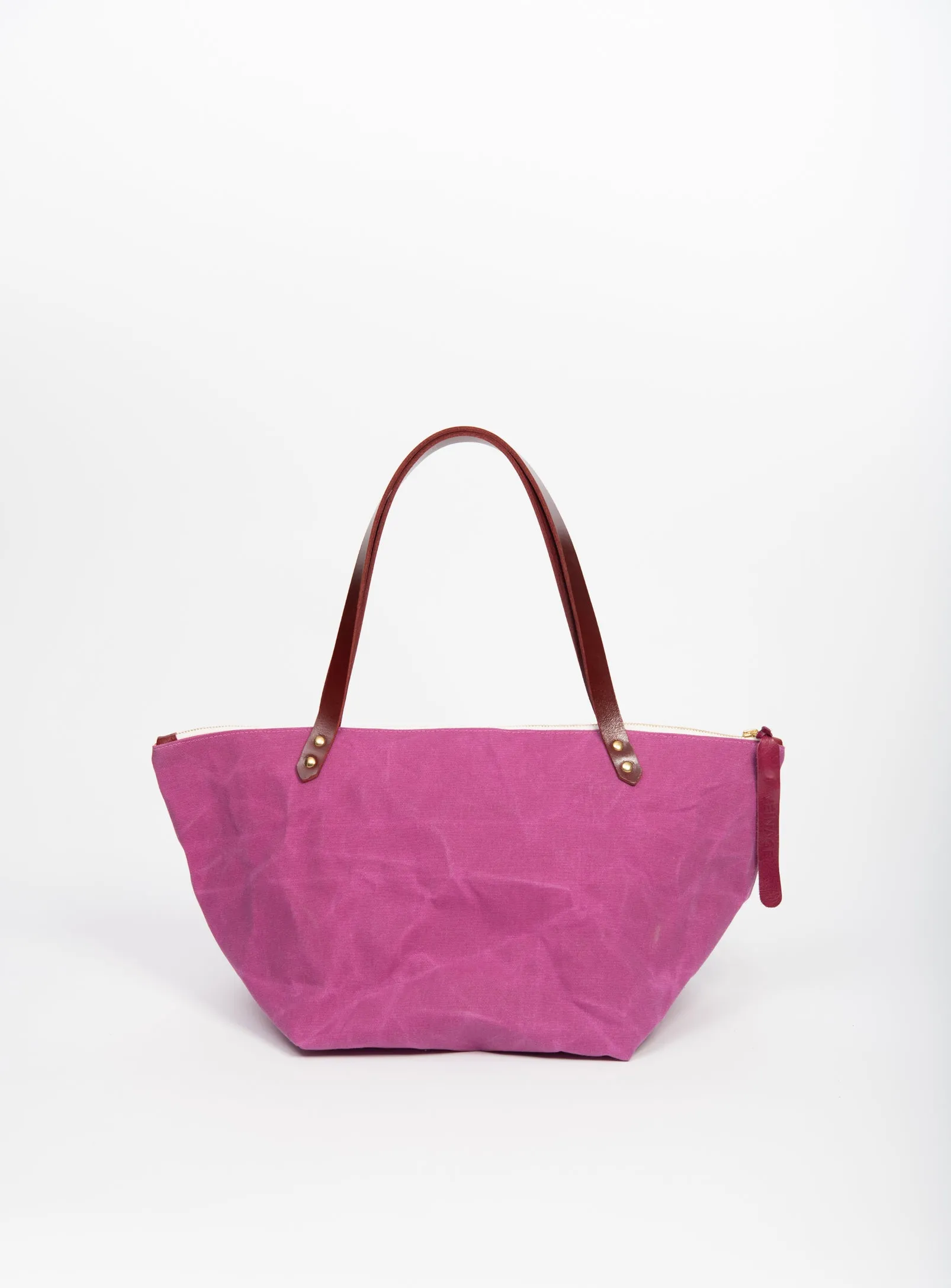 Travel bag in waxed canvas FRONTENAC model