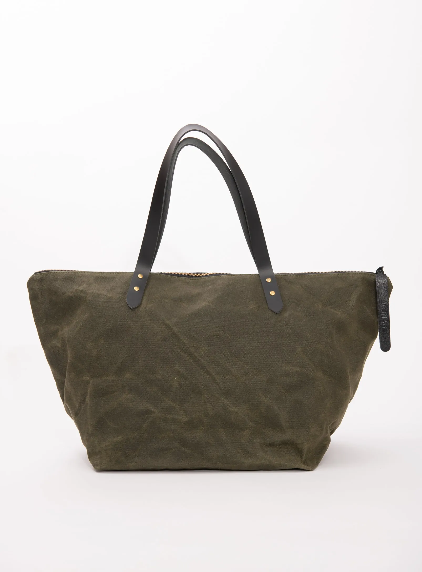 Travel bag in waxed canvas FRONTENAC model