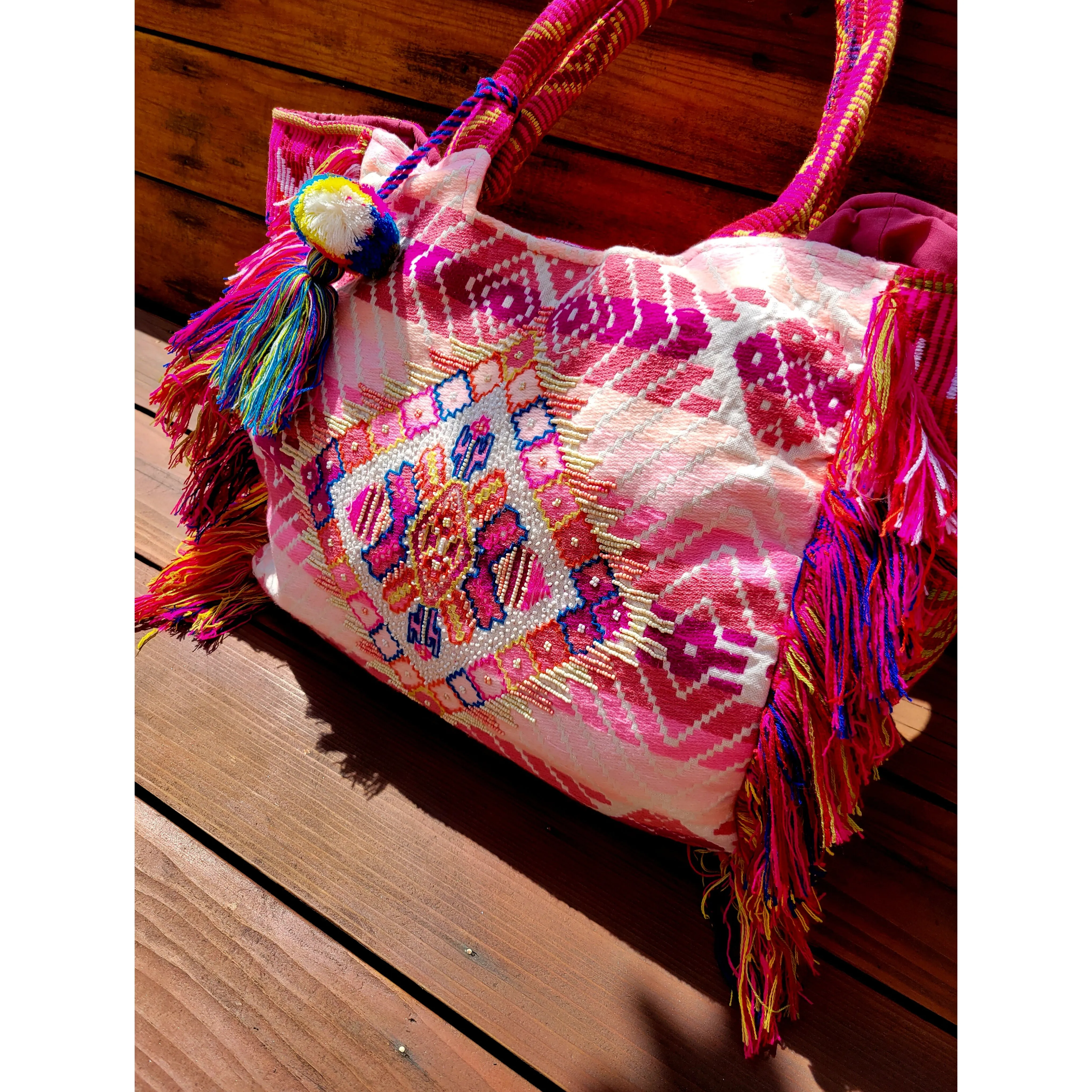 UC Luxe: Waikiki Weekender Tote